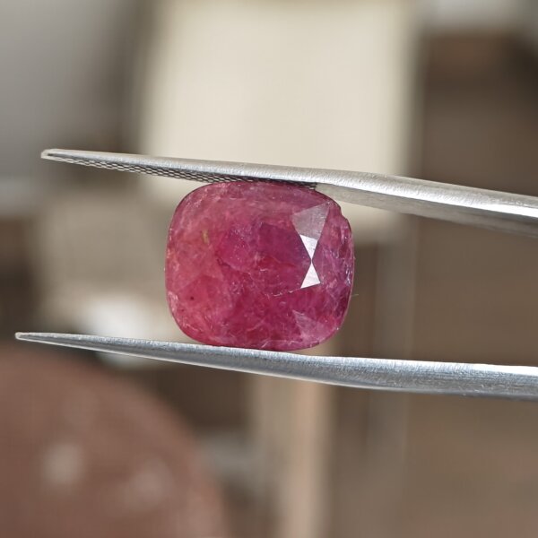 8.98 Carat/ 9.78 Ratti Burma Ruby Gemstone