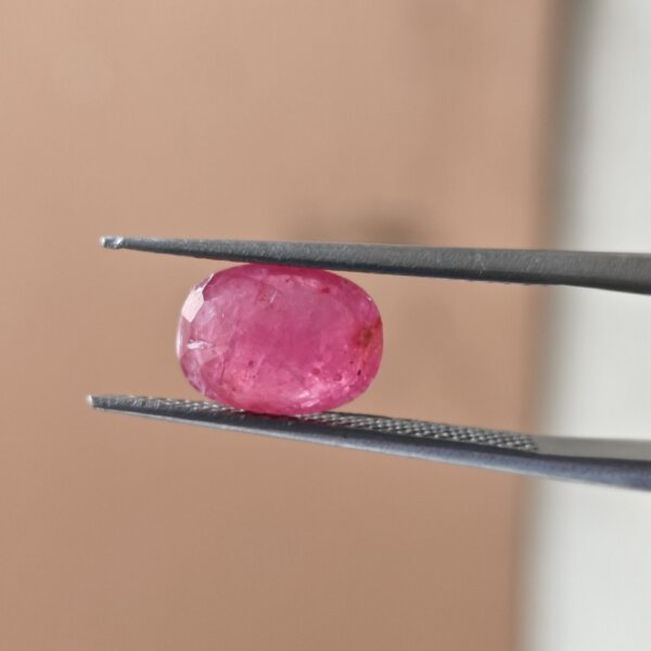 4.07 Carat/ 4.43 Ratti Burma Ruby Gemstone