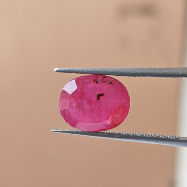 4.07 Carat/ 4.43 Ratti Burma Ruby Gemstone