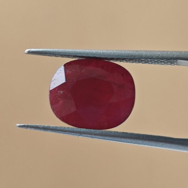 5.87 Carat/ 6.39 Ratti Burma Ruby Gemstone