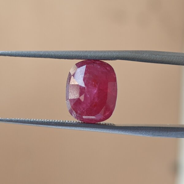 5.09 Carat/ 5.54 Ratti Burma Ruby Gemstone