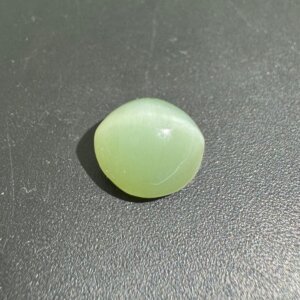 Natural 6.09 Carat/ 6.63 Ratti Cat's Eye Gemstone