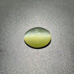 Natural 5.65 Carat/ 6.15 Ratti Cat's Eye Gemstone