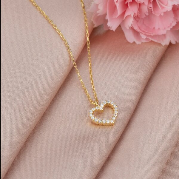 Heart Shape Minimalist CVD Diamond Pendant