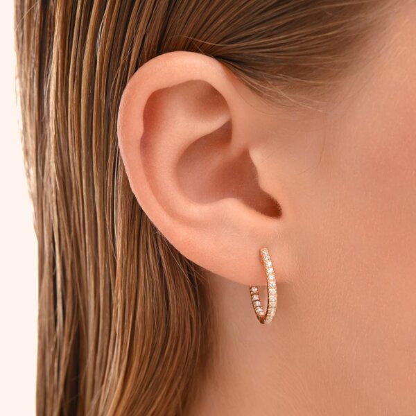 Dainty Earrings with CVD Diamond in Gold