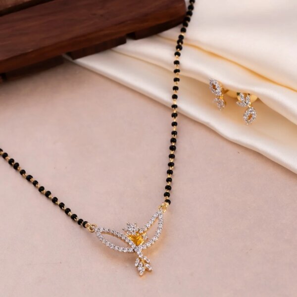 Divine Shine CVD Diamond Mangalsutra with Earrings