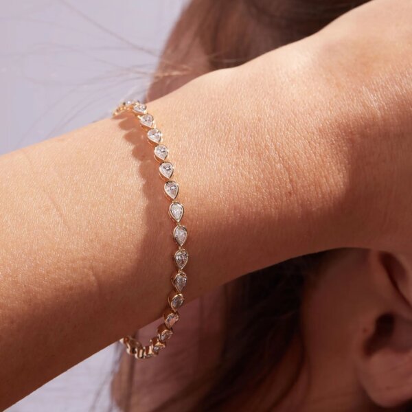 Pear Cut Lab Grown Diamond Tennis Bracelet