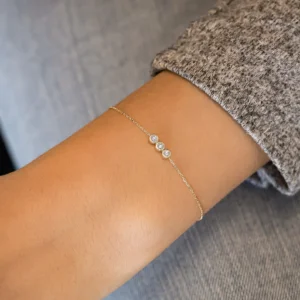 Chain Bracelet with 3 Lab Grown Diamond