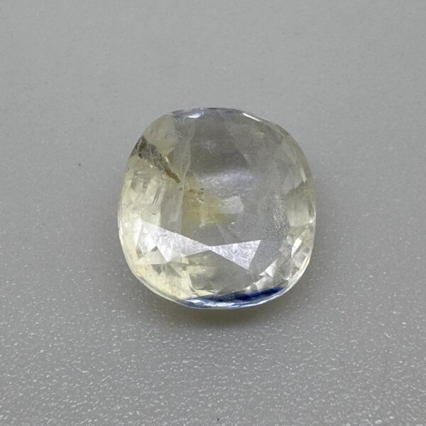 Natural 4.60 Carat Ceylon Yellow Sapphire Pitambari Gemstone