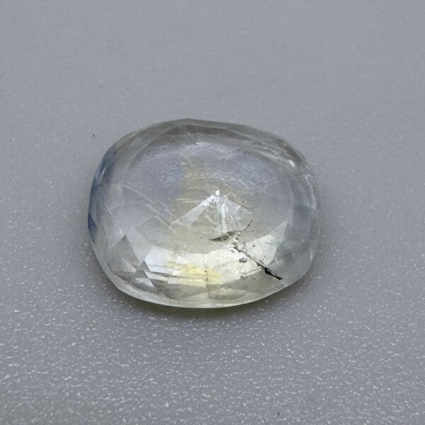 Natural 4.60 Carat Ceylon Yellow Sapphire Pitambari Gemstone