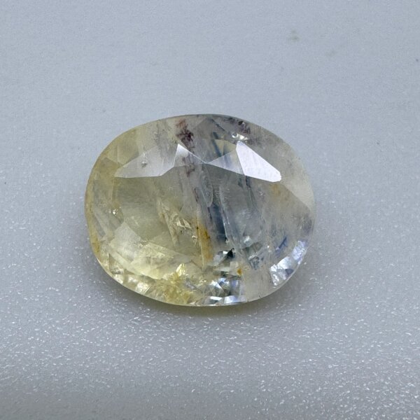 Natural 4.34 Carat Ceylon Yellow Sapphire Pitambari Gemstone