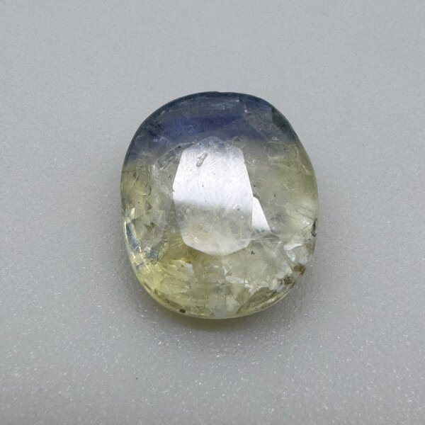 Natural 5.48 Carat Ceylon Yellow Sapphire Pitambari Gemstone