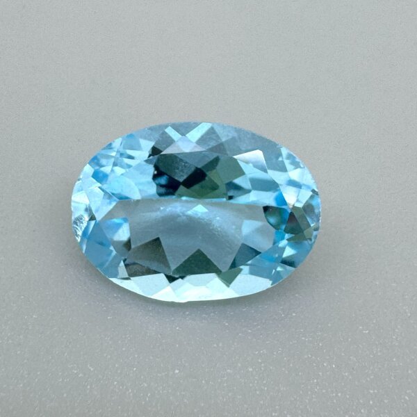 Natural 7.40 Carat/ 8.21 Ratti Blue Topaz Loose Gemstone