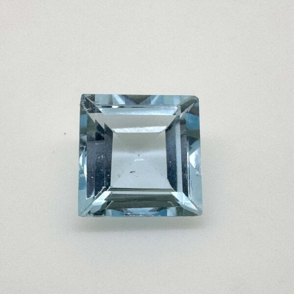 Natural 5.58 Carat/ 6.19 Ratti Blue Topaz Loose Gemstone