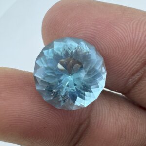 Natural 9.52 Carat/ 10.56 Ratti Blue Topaz Loose Gemstone