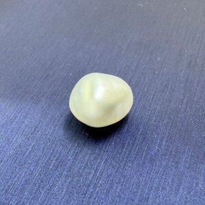 Natural 6.77 Carat/ 7.51 Ratti Venezuela Pearl Gemstone