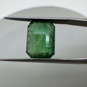 Natural Zambian 4.68 Carat/ 5.20 Ratti Emerald Gemstone