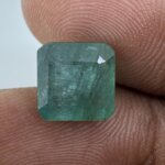 Natural Zambian 3.38 Carat/ 3.76 Ratti Emerald Gemstone