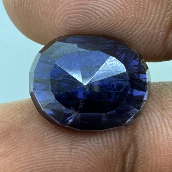 Natural 8.82 Carat/ 9.79 Ratti Loose Iolite Gemstone