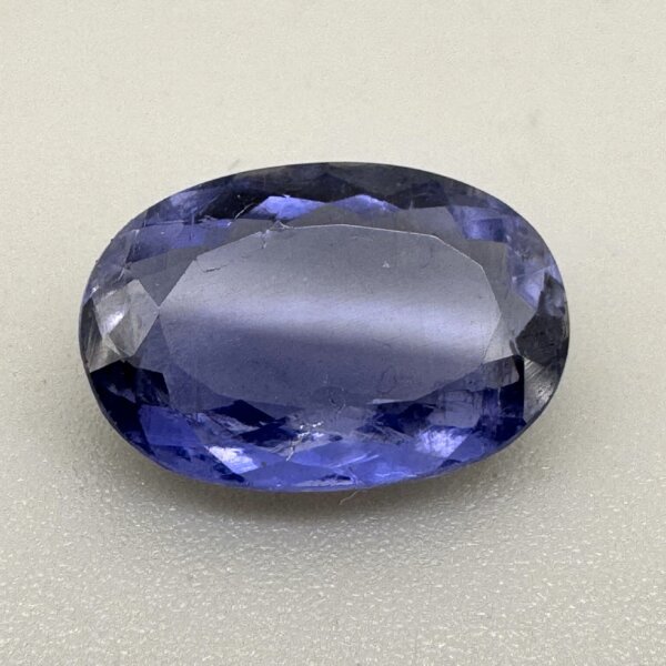 Natural 7.56 Carat/ 8.39 Ratti Loose Iolite Gemstone