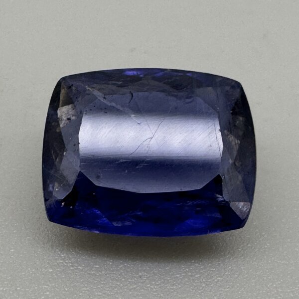 Natural 9.52 Carat/ 10.56 Ratti Loose Iolite Gemstone