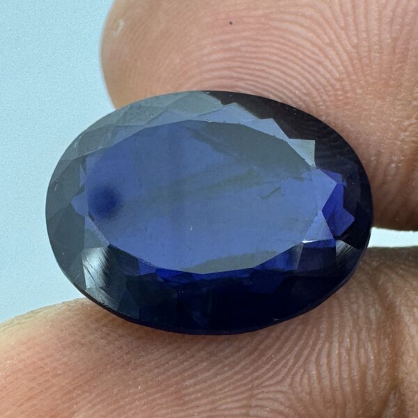 Natural 10.38 Carat/ 11.52 Ratti Loose Iolite Gemstone