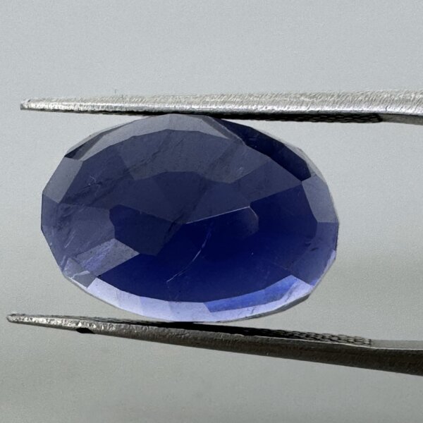 Natural 9.98 Carat/ 11.70 Ratti Loose Iolite Gemstone