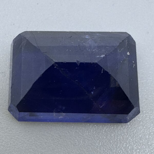 Natural 9.74 Carat/ 10.81 Ratti Loose Iolite Gemstone