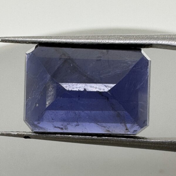 Natural 9.74 Carat/ 10.81 Ratti Loose Iolite Gemstone