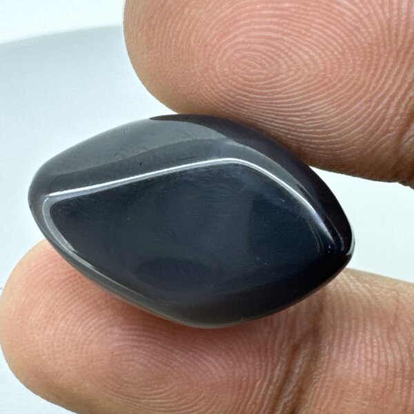 Natural 28.82 Carat/ 31.99 Ratti Black Agate (Sulemani Hakik) Loose Gemstone