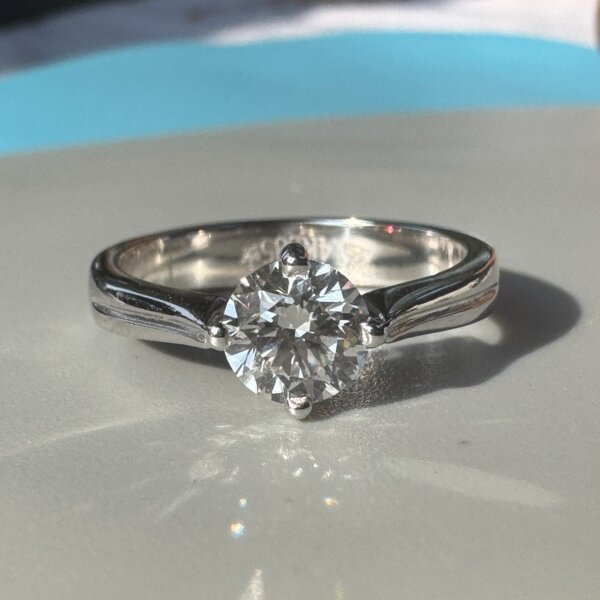 Round Lab Grown Diamond/ CVD Diamond Engagement Ring