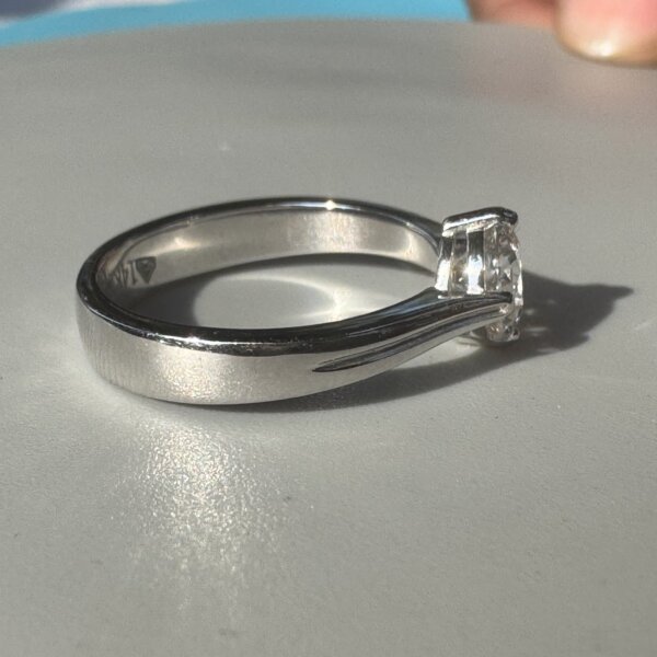 Round Lab Grown Diamond/ CVD Diamond Engagement Ring