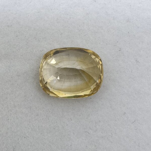 Natural 9.30 Carat/ 10.33 Ratti Yellow Zircon Loose Gemstone