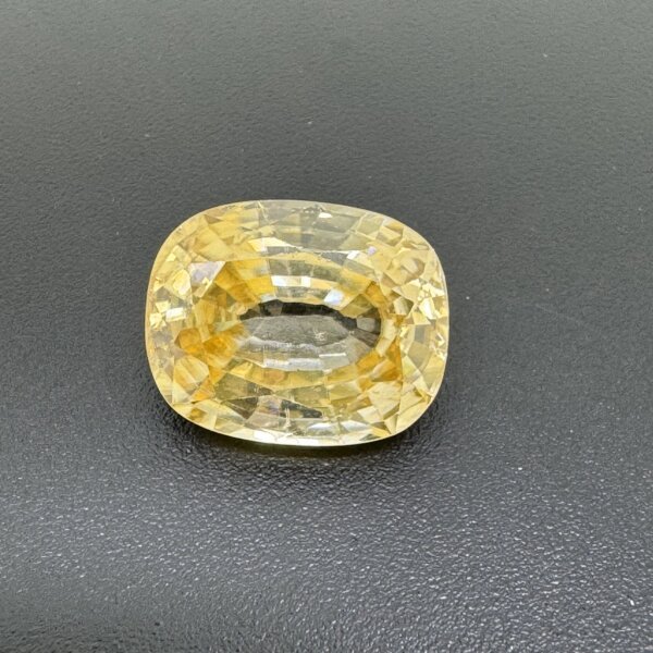 Natural 9.30 Carat/ 10.33 Ratti Yellow Zircon Loose Gemstone