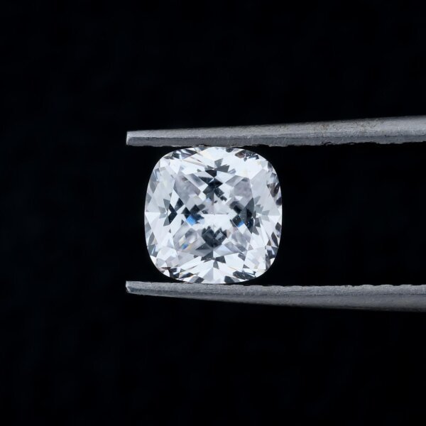 IGI Certified Cushion Cut 1-5 Carat Lab Grown Diamond/ CVD Diamond