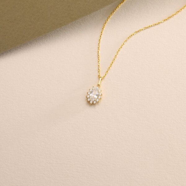 Floral Oval CVD Diamond Pendant in Gold