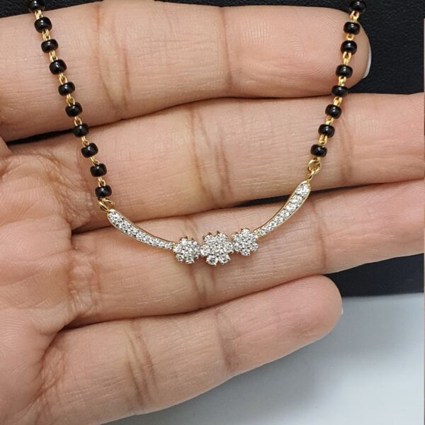 Gold and CVD Diamond Three-Flower Mangalsutra