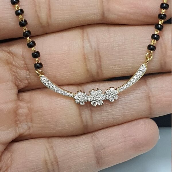 Gold and CVD Diamond Three-Flower Mangalsutra