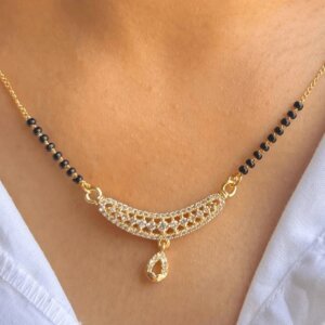Lab Grown Diamond Mangalsutra with Curved Pendant & Drop Charm
