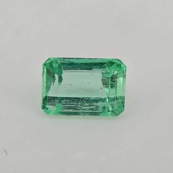 2.37 Carat/ 2.63 Ratti Natural Colombian Emerald/Panna Gemstone