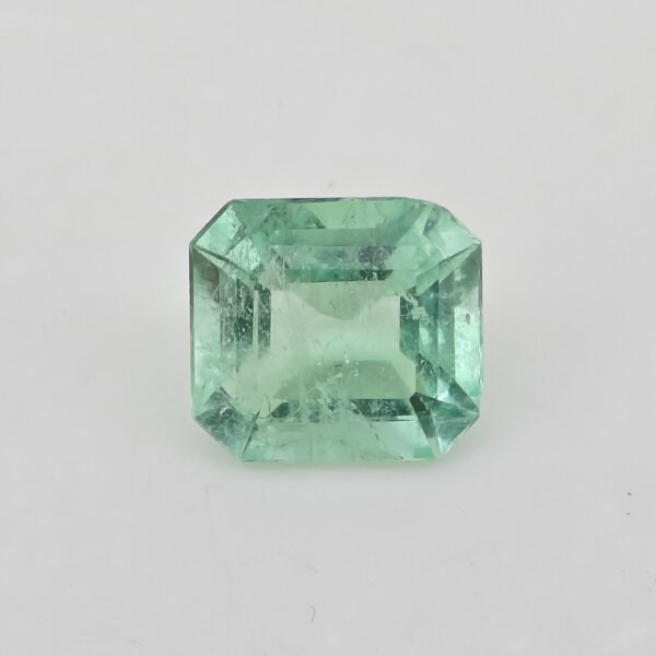 2.26 Carat/ 2.50 Ratti Natural Colombian Emerald/ Panna Gemstone