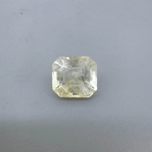 5.86 Carat/ 6.51 Ratti Ceylon Loose Yellow Sapphire Gemstone