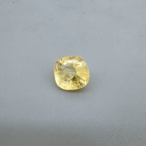 5.22 Carat/ 5.80 Ratti Ceylon Yellow Sapphire/ Pukhraj Gemstone