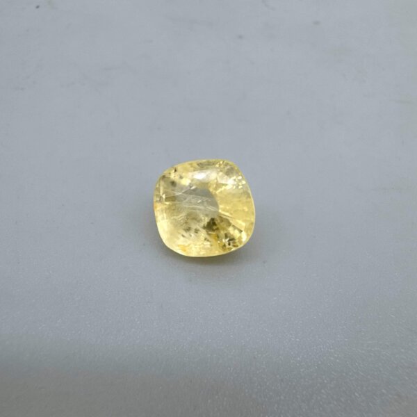 5.22 Carat/ 5.80 Ratti Ceylon Yellow Sapphire/ Pukhraj Gemstone
