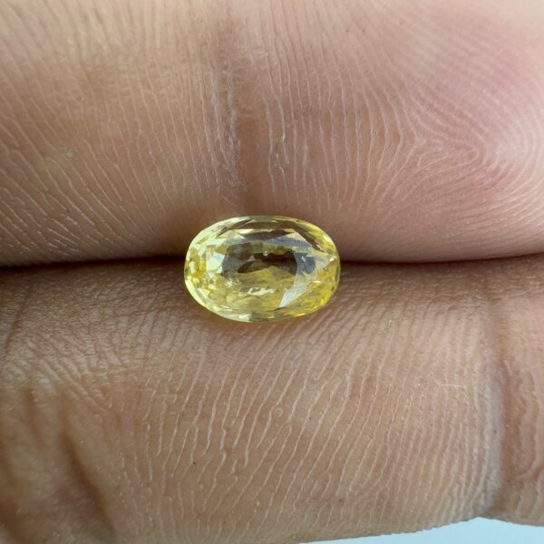 2.01 Carat/ 2.23 Ratti Natural Yellow Sapphire/ Pukhraj Gemstone