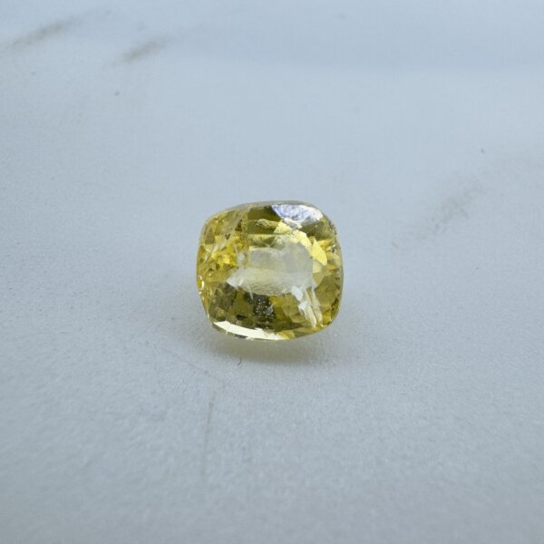 2.02 Carat/ 2.24 Ratti Natural Yellow Sapphire/ Pukhraj Gemstone