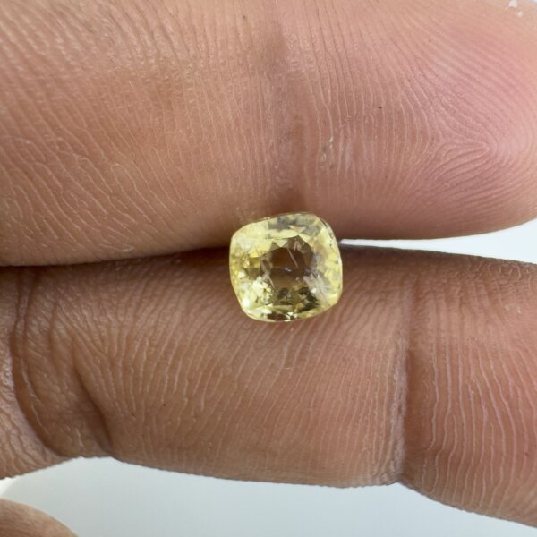 2.02 Carat/ 2.24 Ratti Natural Yellow Sapphire/ Pukhraj Gemstone
