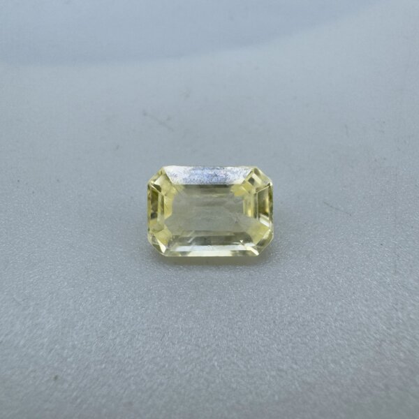 3.92 Carat/ 4.35 Ratti Natural Yellow Sapphire/ Pukhraj Gemstone