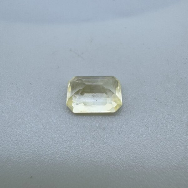 3.92 Carat/ 4.35 Ratti Natural Yellow Sapphire/ Pukhraj Gemstone
