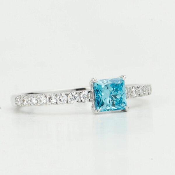 Blue Lab Grown Diamond Halo Ring in Gold